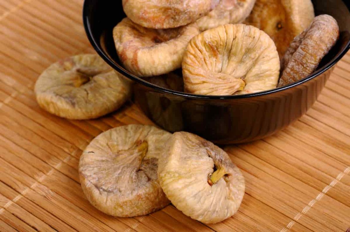 Fresh dried figs fruit