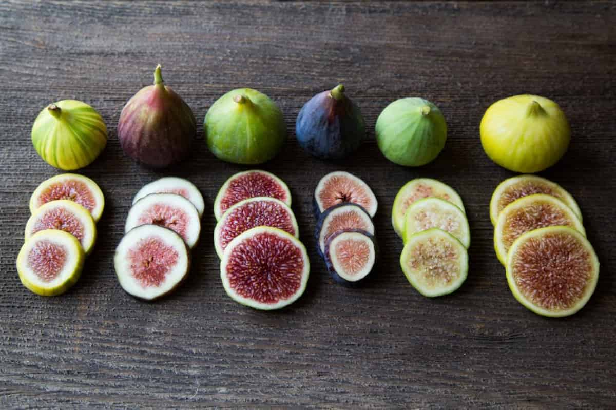  Fresh Fig in Pakistan; Contains Vitamin B6 Copper Thin Skin (47 Calories) 