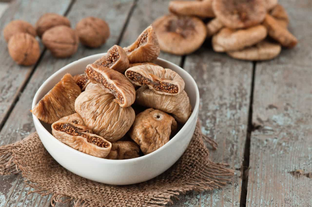  dried fig eating benefits too much for healthy diets 