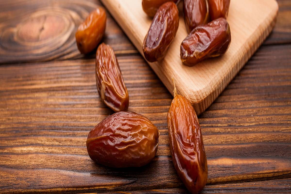  Dried figs vs dates nutrition facts 