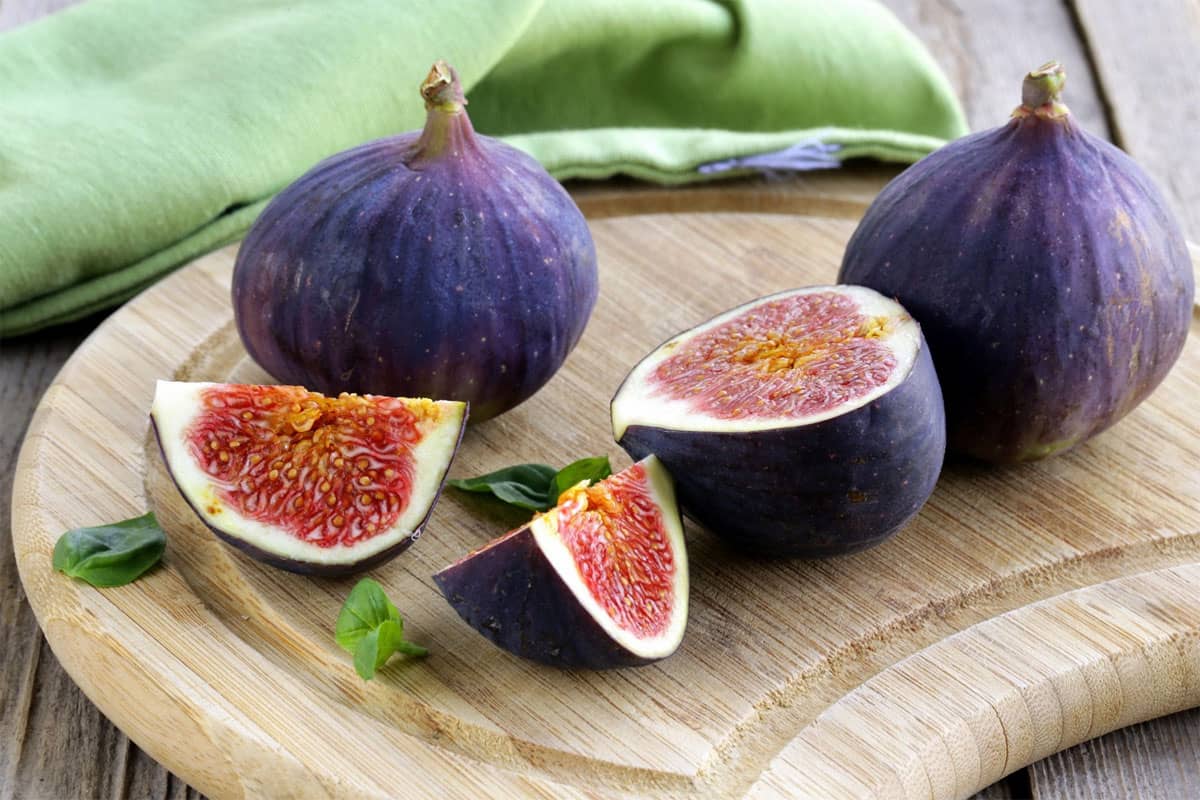  Dried figs vs dates nutrition facts 