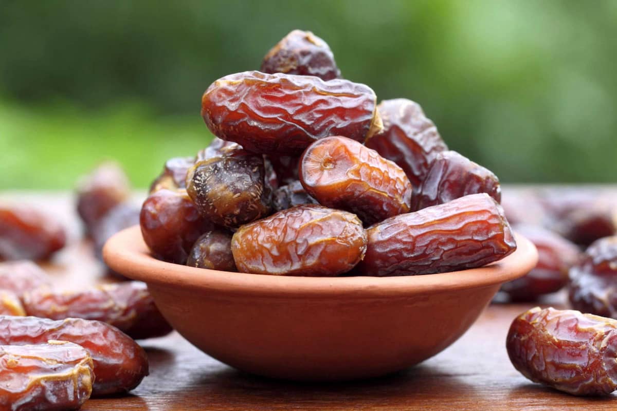  Dried figs vs dates nutrition facts 