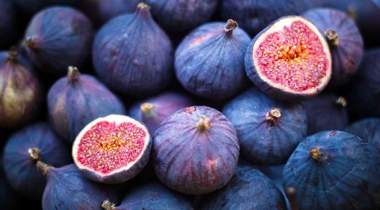  Dried figs vs dates nutrition facts 