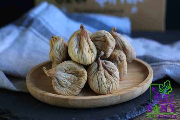 The purchase price of Dry fig fruit in USA